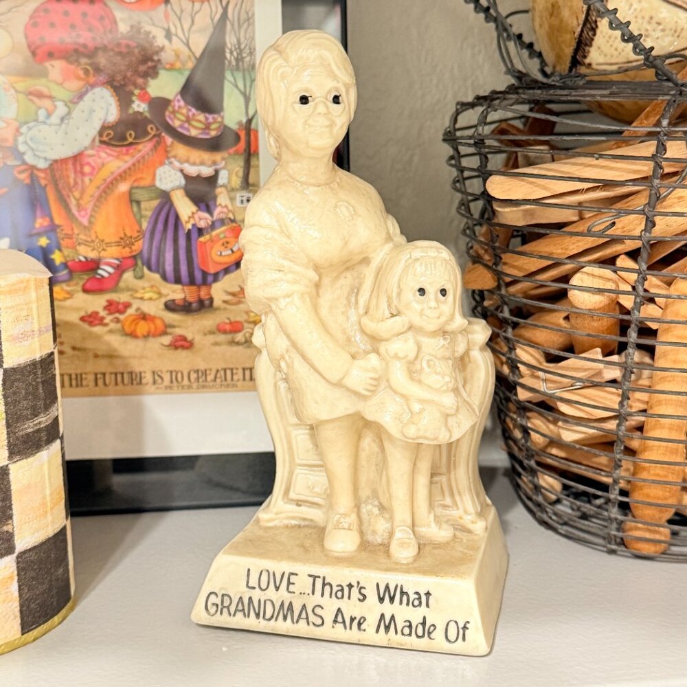 1971 Russ Berries "Love That's What GRANDMAS Are Made Of" - Picture 12 of 14
